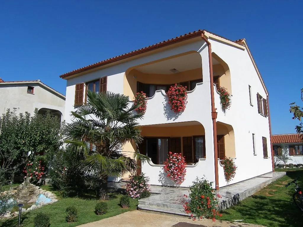 Roulette Private Apartments - Medulin And Surrounding location